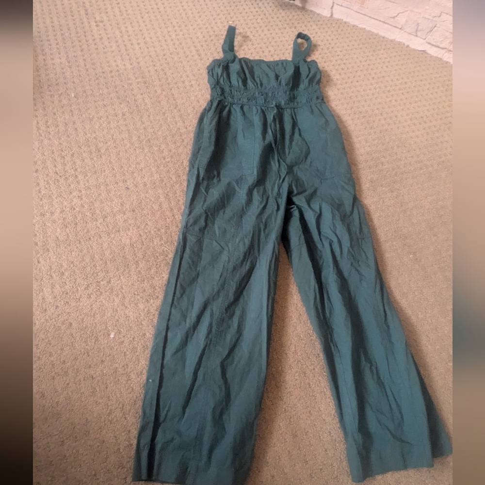 Universal Thread LADIES MEDIUM M Dark Green Jumpsuit SPRING SUMMER FLATTERING